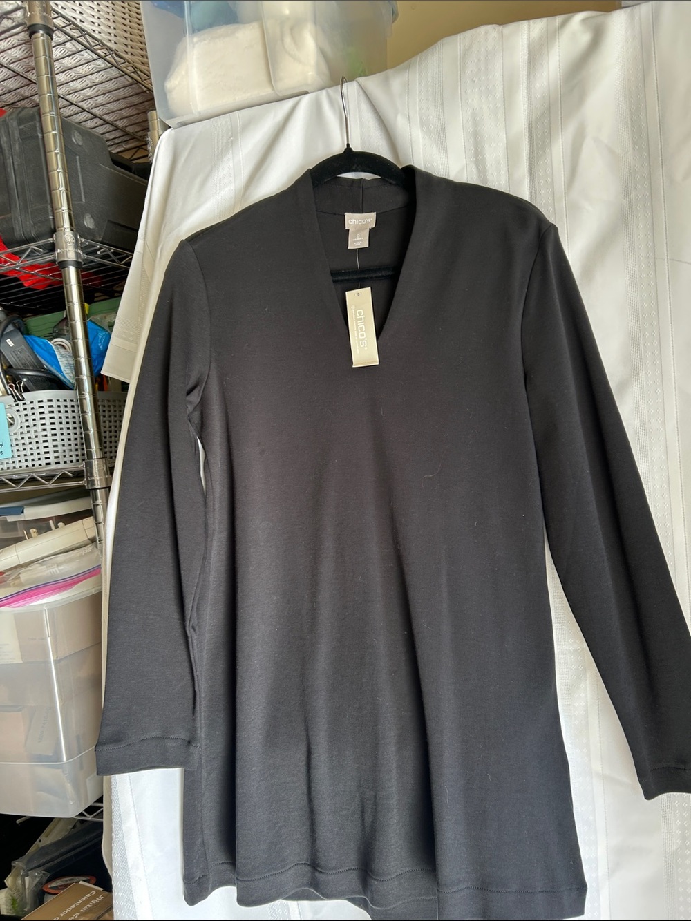 NWT Chico Black V-Neck Long Sleeve Knit Top. Size 0